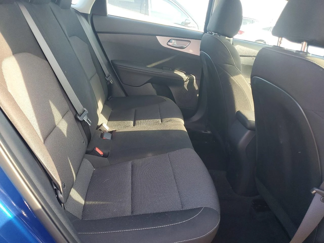Kia Forte 2.0l Lxs | Mobile.bg � ����������� 10