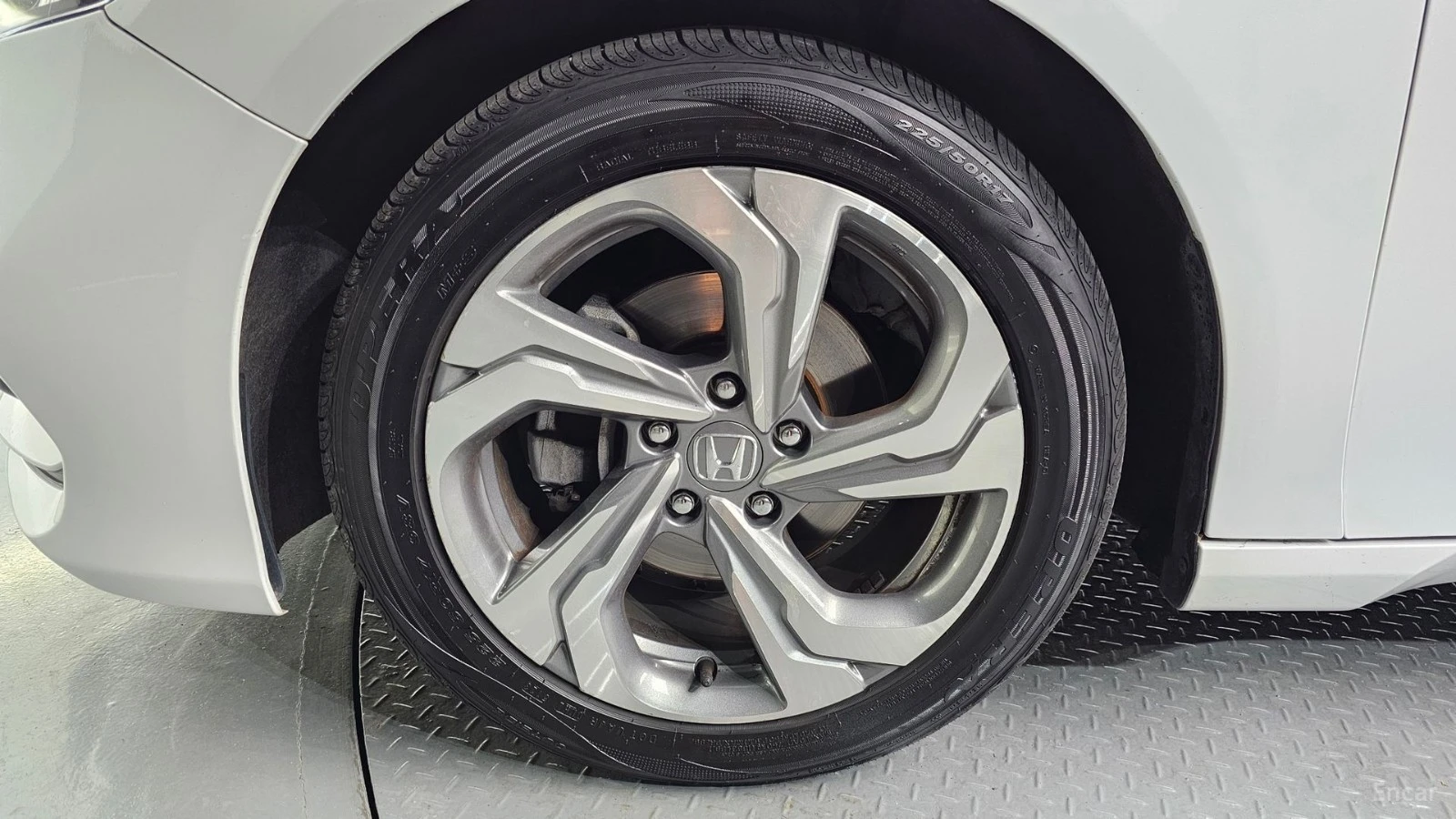 Honda Accord 1.5 Turbo - DISTRONIC - ПОДГРЕВИ - ШИБИДАХ, снимка 5 - Автомобили и джипове - 56099948