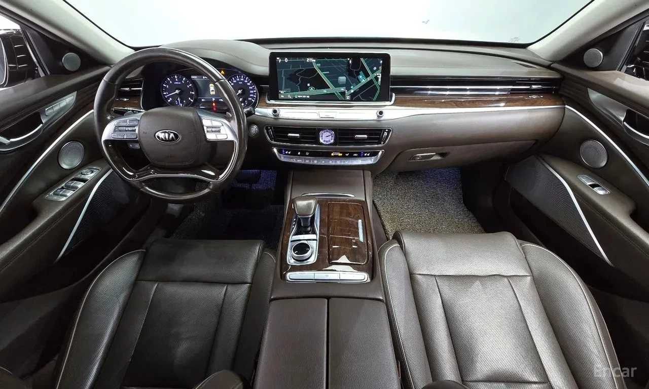 Kia K9 * 3.8 GDI AWD * БЕЗ ПЪРВОНАЧАЛНА ВНОСКА, снимка 7 - Автомобили и джипове - 56103509
