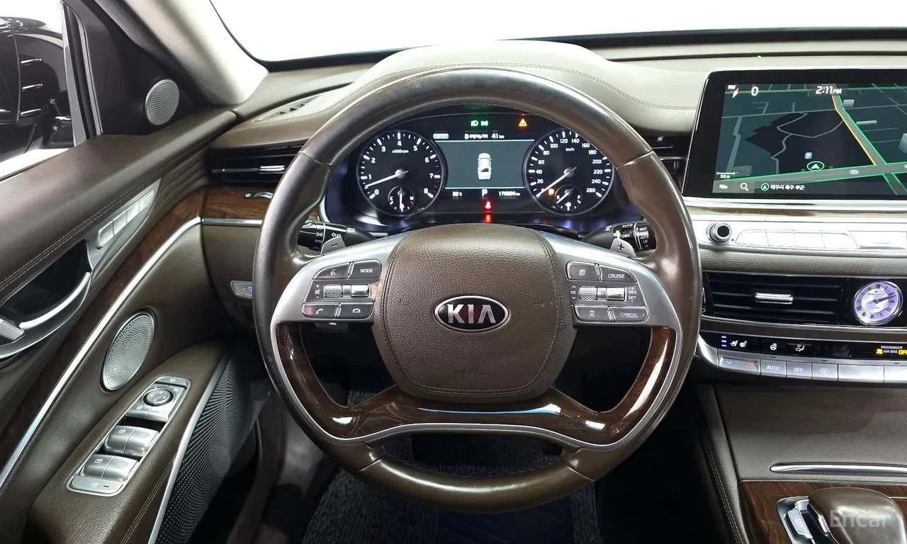 Kia K9 * 3.8 GDI AWD * БЕЗ ПЪРВОНАЧАЛНА ВНОСКА, снимка 12 - Автомобили и джипове - 56103509