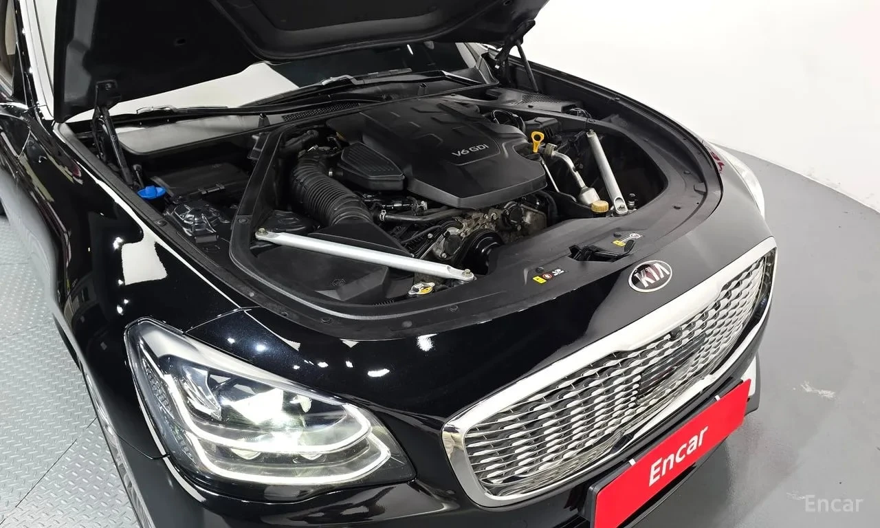 Kia K9 * 3.8 GDI AWD * БЕЗ ПЪРВОНАЧАЛНА ВНОСКА, снимка 6 - Автомобили и джипове - 56103509