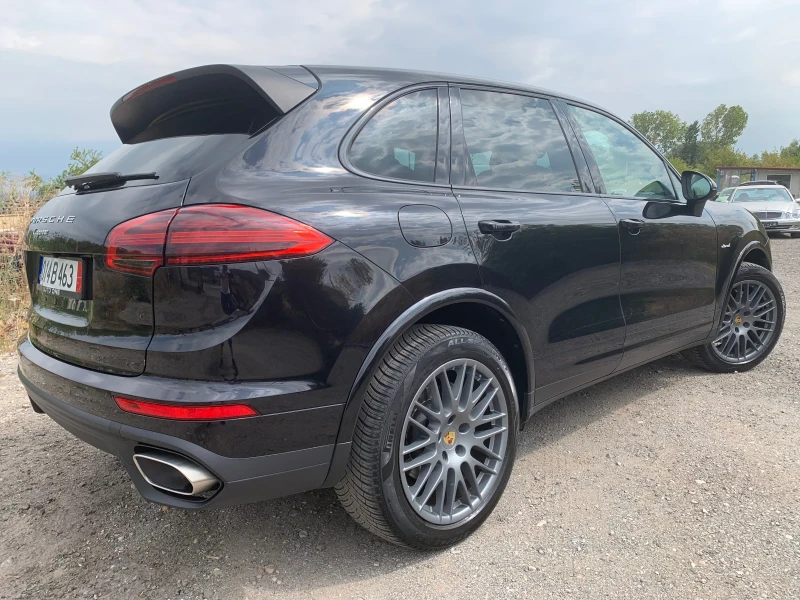 Porsche Cayenne PLATINUM ЕDITION* FULL LED* СЕР.ИСТОРИЯ ПОРШЕ, снимка 6 - Автомобили и джипове - 46819029