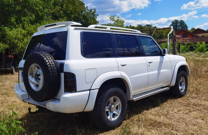 Nissan Patrol 4.2 d, снимка 11 - Автомобили и джипове - 47116958