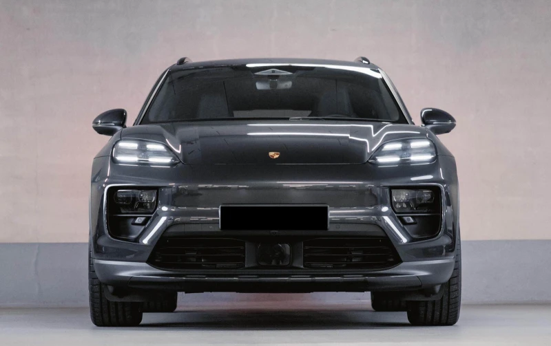 Porsche Macan 4S = NEW= Off-Road Design Гаранция, снимка 1 - Автомобили и джипове - 48041863