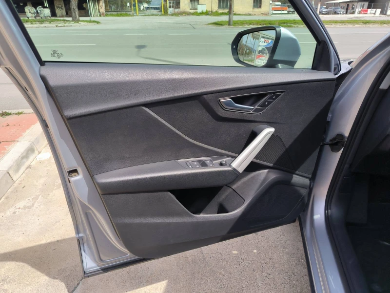 Audi Q2 1.6d-Navi-Automat-Euro-6B, снимка 12 - Автомобили и джипове - 49940997