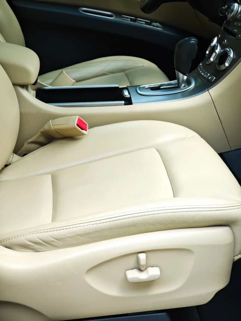 Subaru B10 Tribeka 4x4, снимка 8 - Автомобили и джипове - 50607955