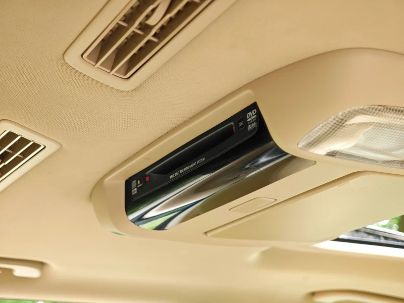 Subaru B10 Tribeka 4x4, снимка 15 - Автомобили и джипове - 50607955