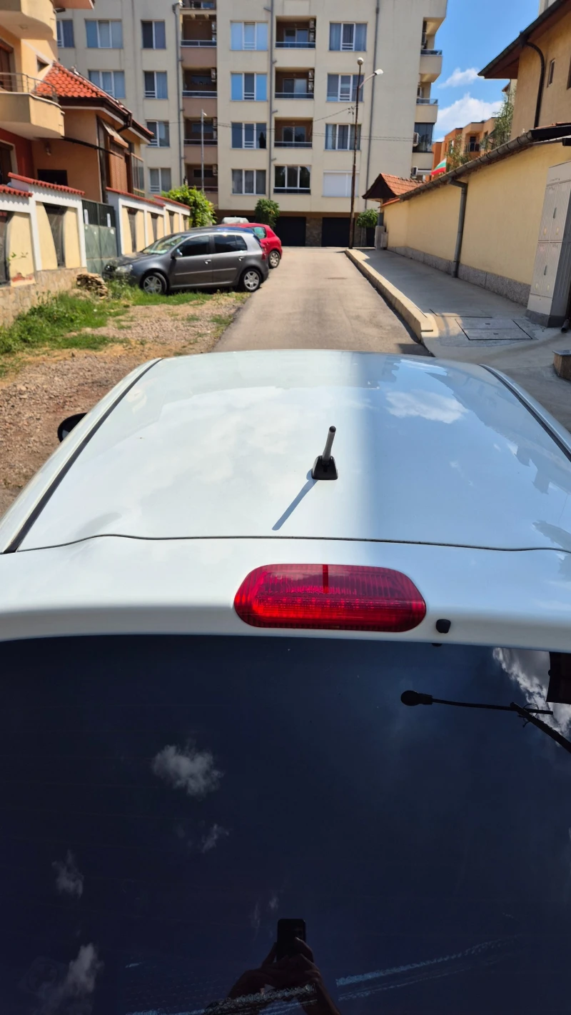 Nissan Juke 4x4 Turbo, снимка 9 - Автомобили и джипове - 52306141