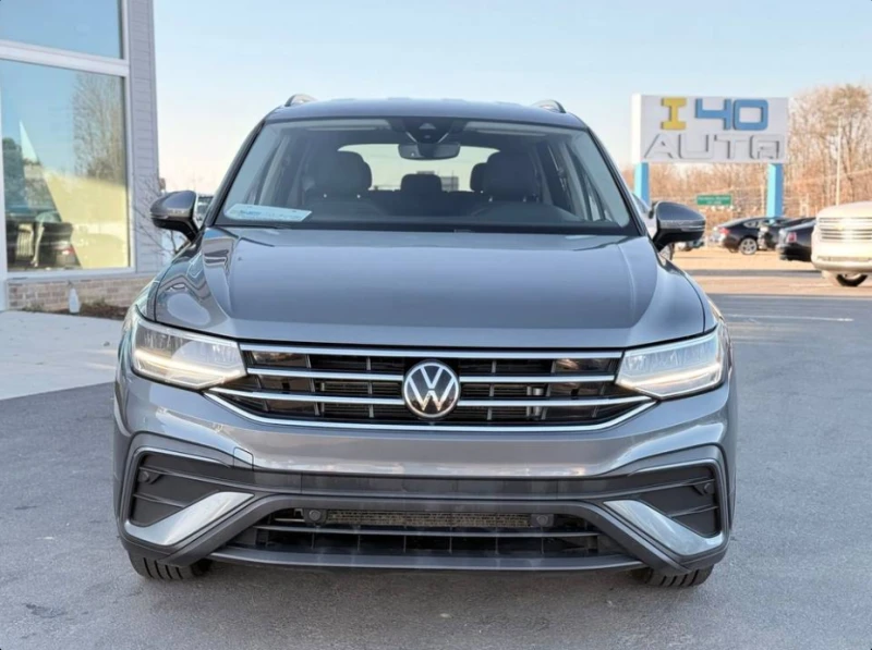 VW Tiguan S, снимка 2 - Автомобили и джипове - 53123633