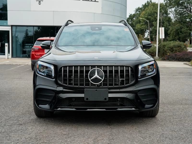 Mercedes-Benz GLB BURMESTER | AMG EXHAUST| NIGHT PKG | CarPlay, снимка 2 - Автомобили и джипове - 56085285