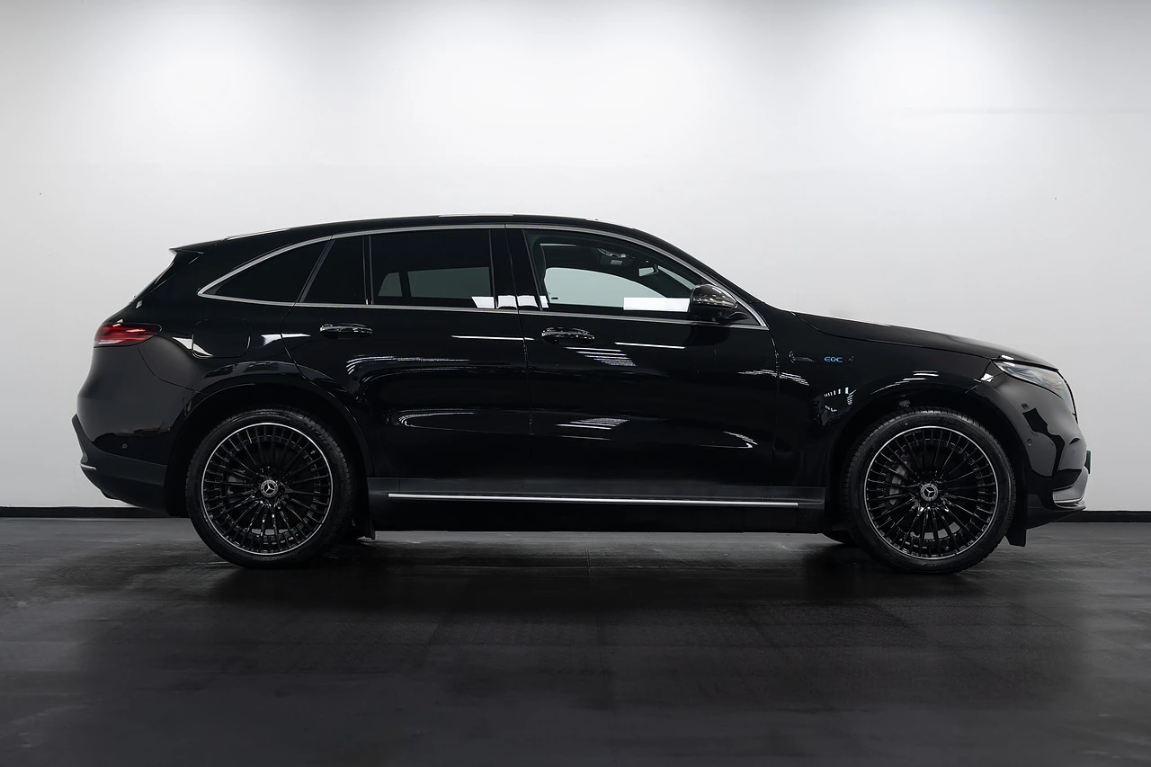 Mercedes-Benz EQC 400 AMG Line 4Matic - изображение 4