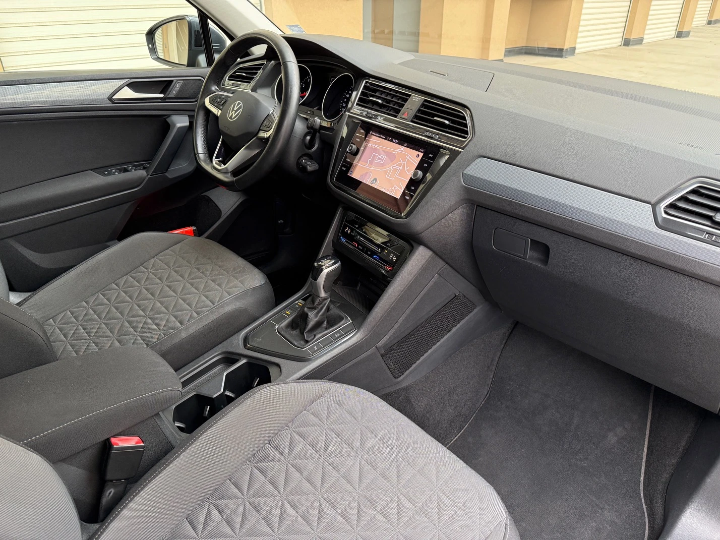 VW Tiguan 1.5 TSI   | Mobile.bg   11