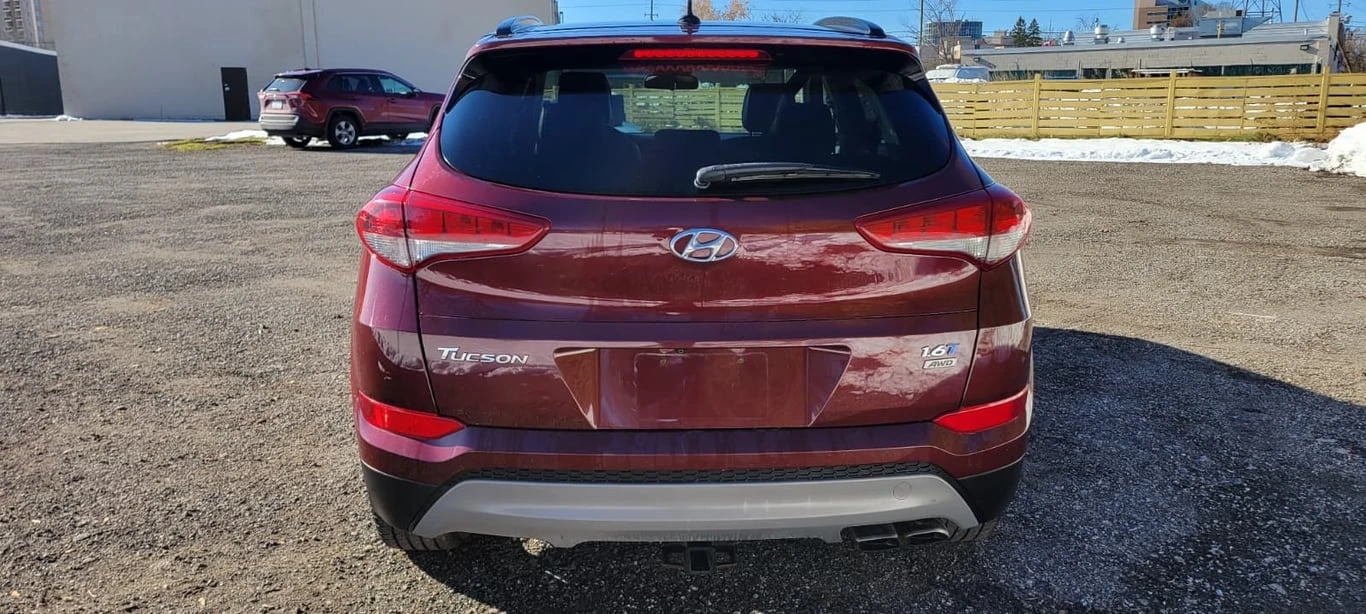 Hyundai Tucson * SE * CARFAX *    | Mobile.bg   4