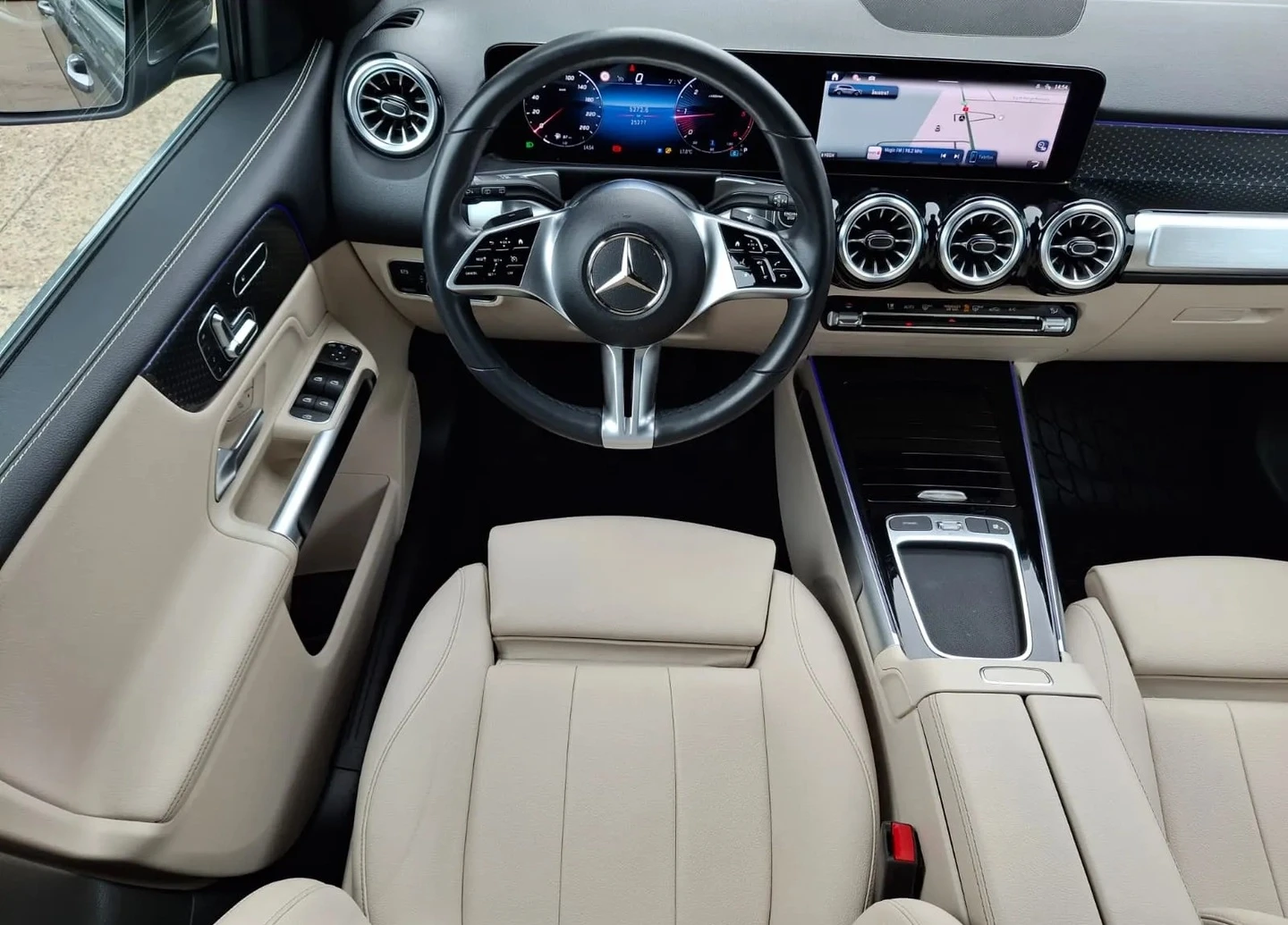 Mercedes-Benz GLB 200 d 4MATIC - изображение 8