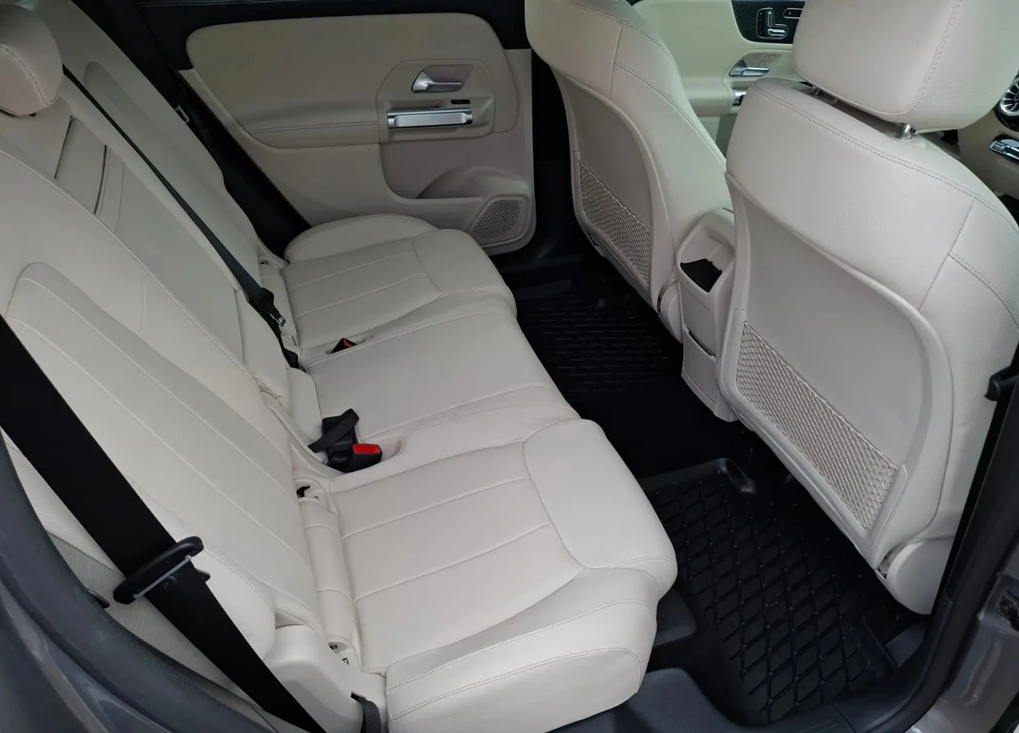 Mercedes-Benz GLB 200 d 4MATIC - изображение 7