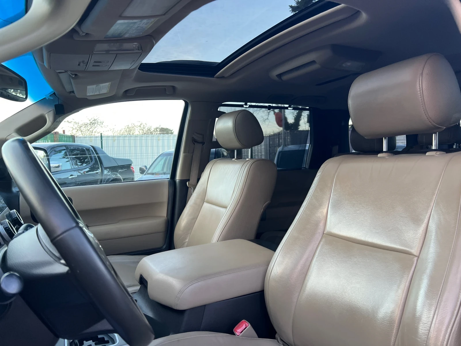 Toyota Sequoia 5.7 4�4 LIMITED* ���* 7�����* ����*  | Mobile.bg � ����������� 15