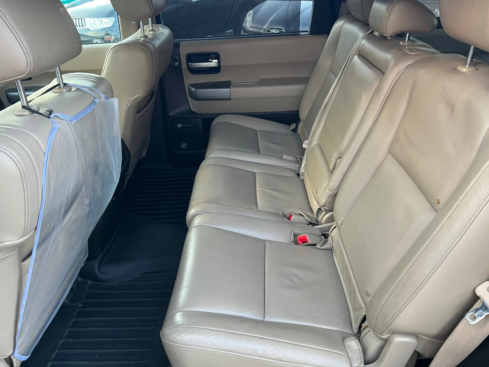 Toyota Sequoia 5.7 4�4 LIMITED* ���* 7�����* ����*  | Mobile.bg � ����������� 10