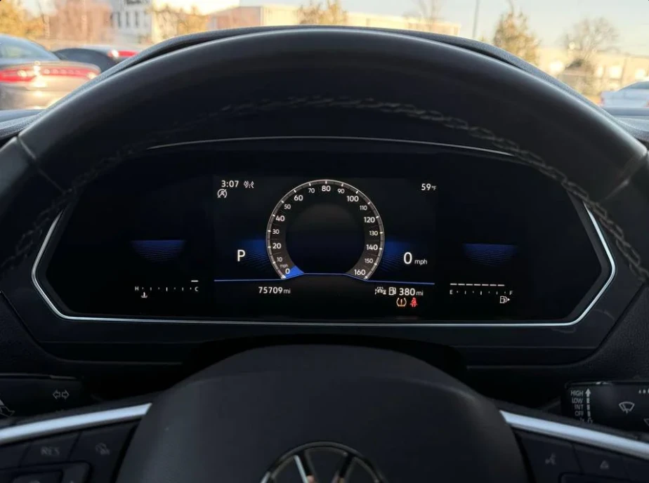 VW Tiguan S - изображение 7