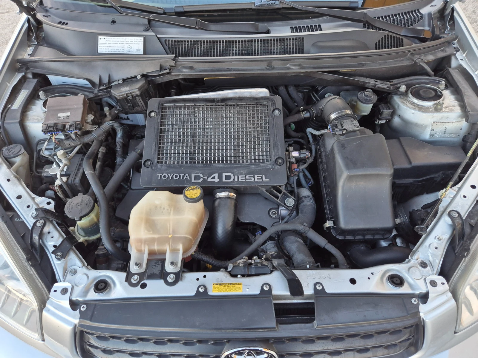 Toyota Rav4 2.0 D4D ITALY, снимка 17 - Автомобили и джипове - 54115957