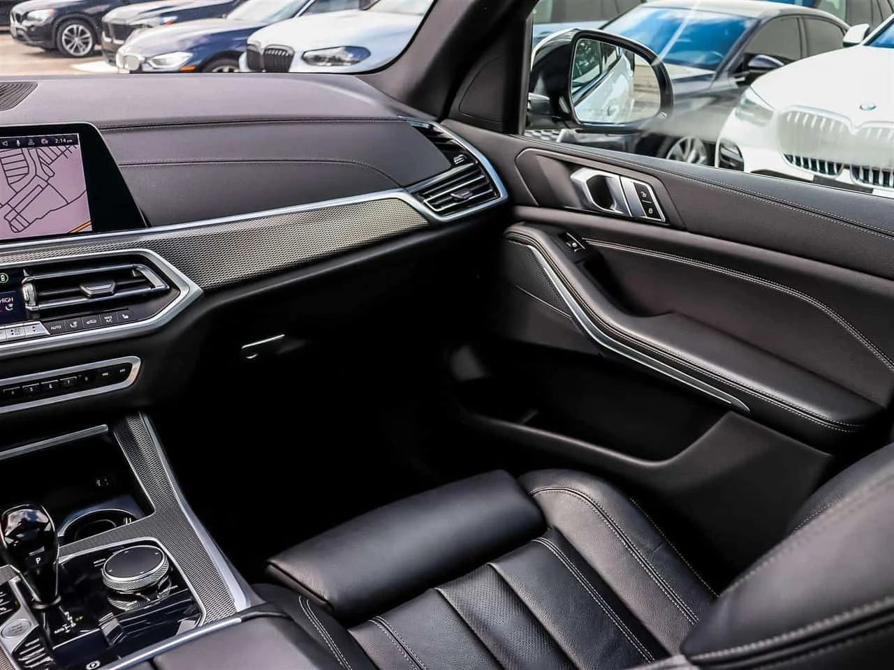 BMW X5 * xDrive40i * CARFAX *  Фиксирана цена до България, снимка 11 - Автомобили и джипове - 54218332