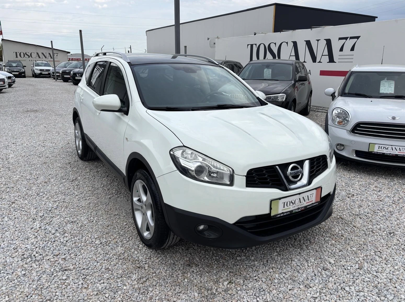 Nissan Qashqai + 2* 1.5dci* Панорама* 7местен* Сервизна книжка