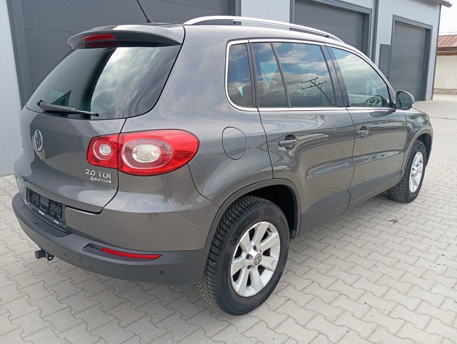 VW Tiguan 2.0TDI 4 motion automat, снимка 6 - Автомобили и джипове - 54753298
