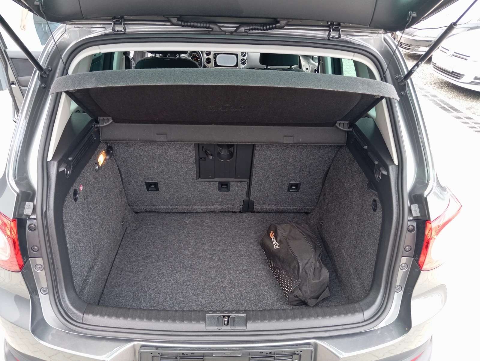 VW Tiguan 2.0TDI 4 motion automat, снимка 13 - Автомобили и джипове - 54753298