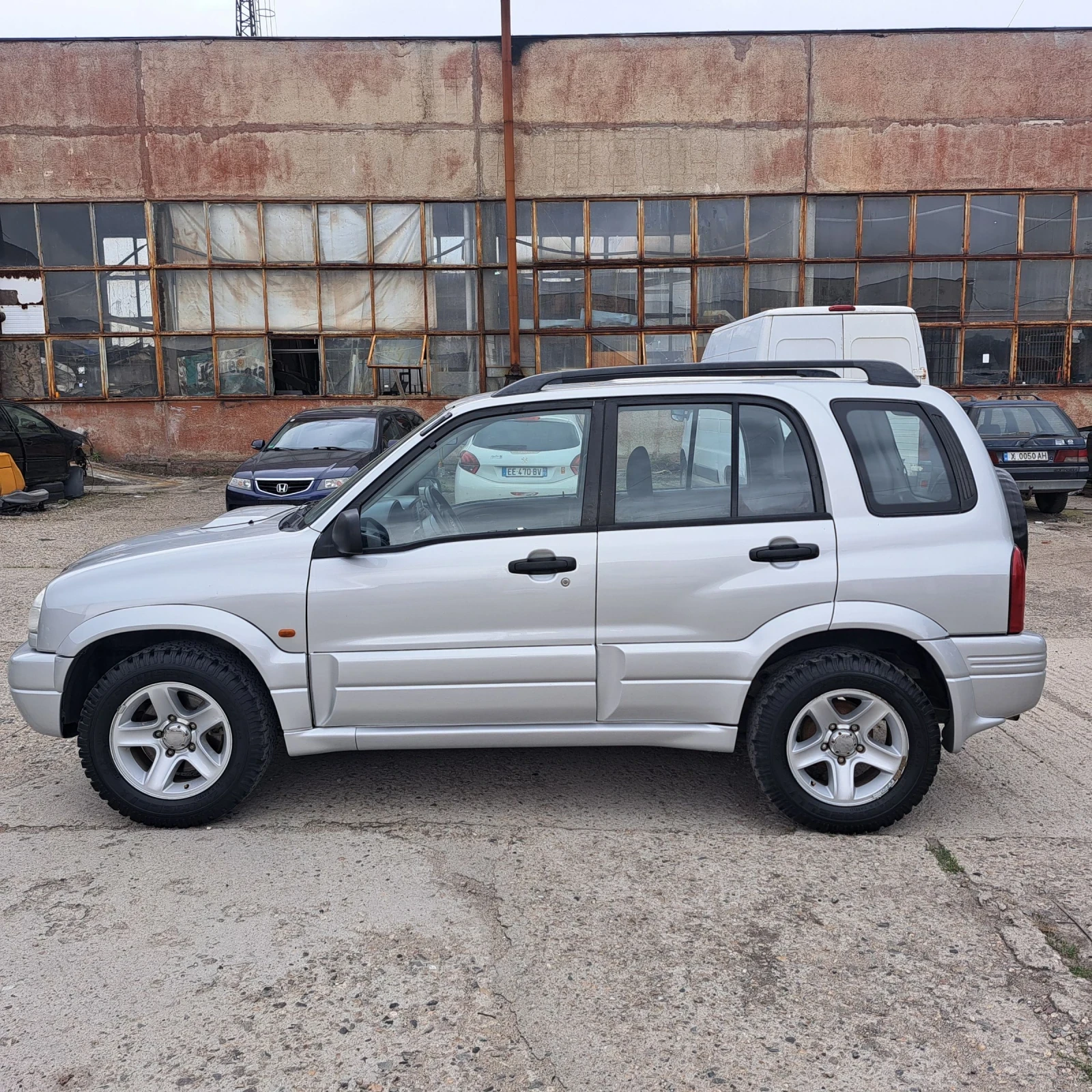 Suzuki Grand vitara 20.HDI, снимка 7 - Автомобили и джипове - 55086355