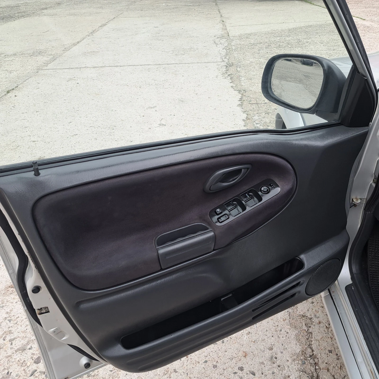 Suzuki Grand vitara 20.HDI, снимка 10 - Автомобили и джипове - 55086355
