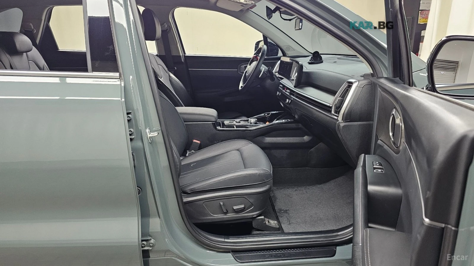 Kia Sorento PRESTIGE* 2.2D* DISTRONIC* КАМЕРА* ПОДГРЕВ* ОБДУХ*, снимка 9 - Автомобили и джипове - 56103233