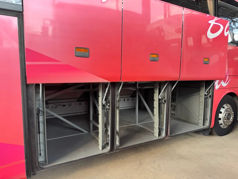 Mercedes-Benz Tourismo O 350 RHD 16RHD M2 ТОП АВТОБУС, снимка 12 - Бусове и автобуси - 53130066