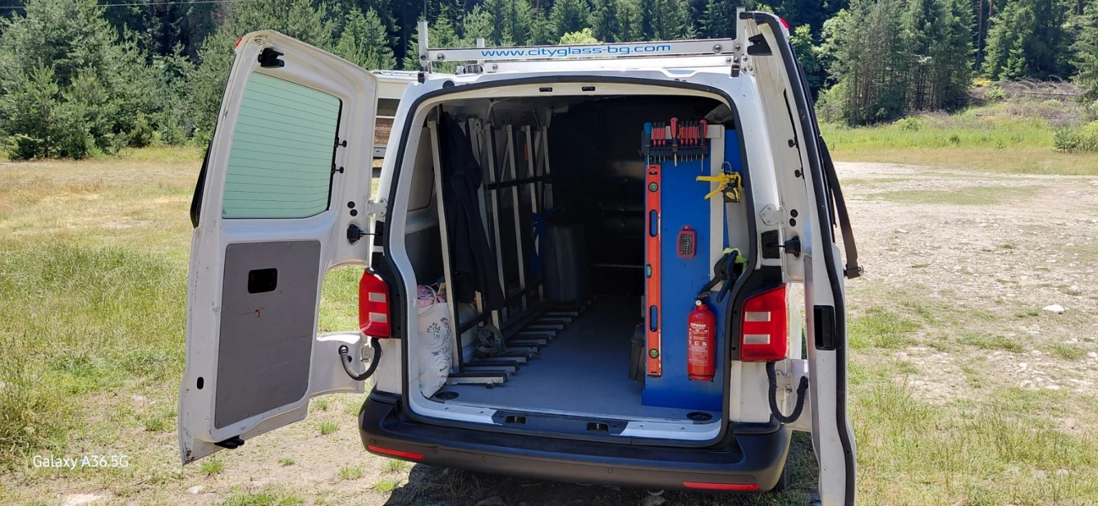 VW Transporter 2.0, снимка 12 - Бусове и автобуси - 55392561