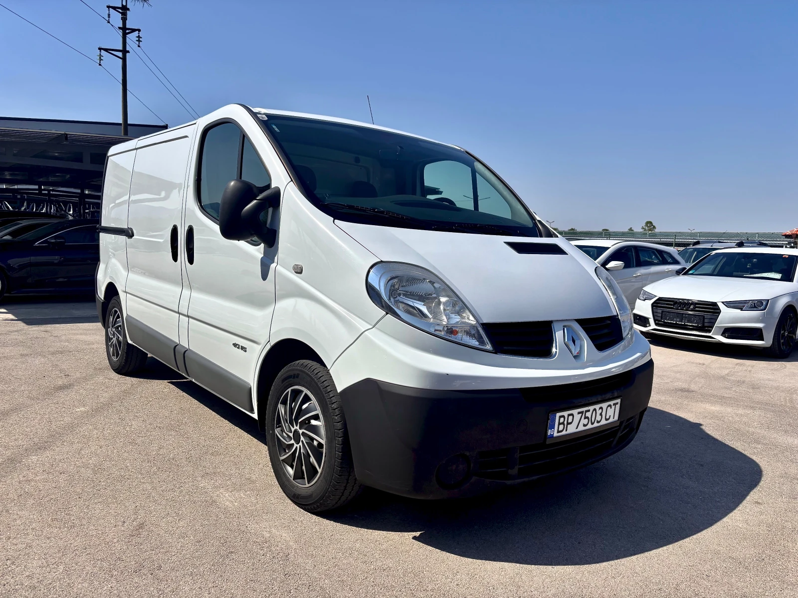 Renault Trafic, снимка 2 - Бусове и автобуси - 55788429