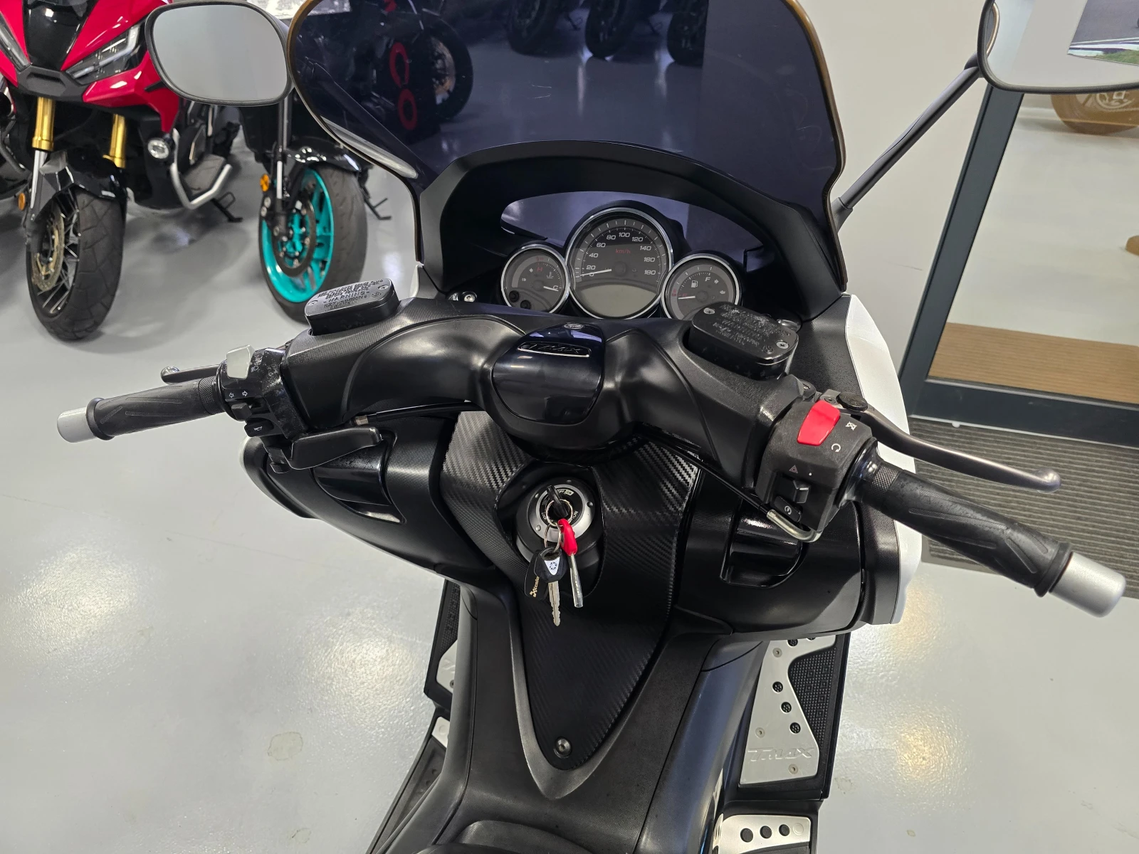 Yamaha T-max 500ie, 2011�. | Mobile.bg � ����������� 12