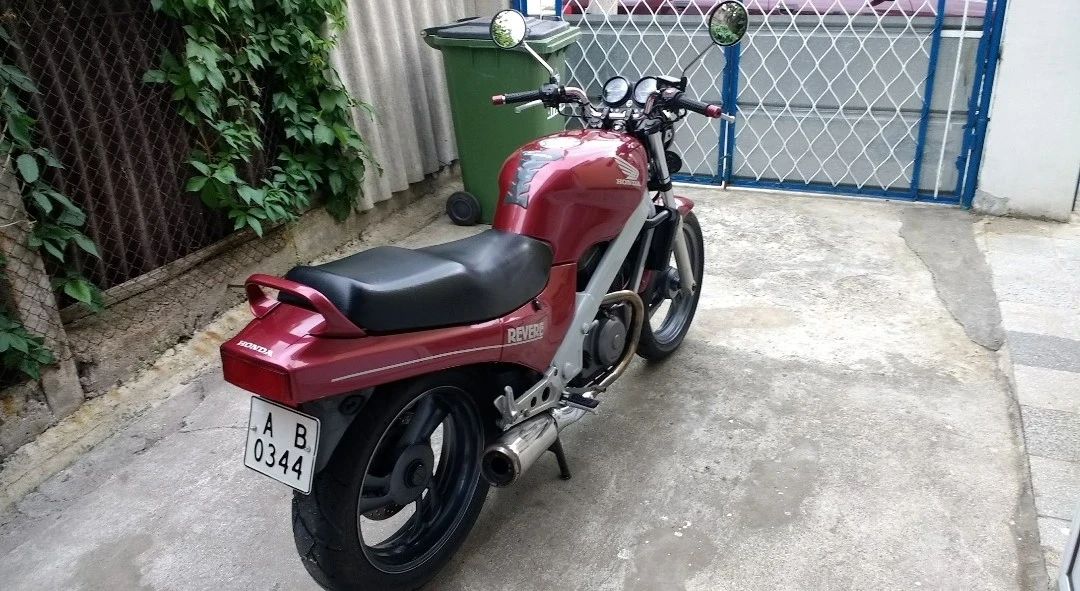 Honda Ntv 650 Revere, снимка 2 - Мотоциклети и мототехника - 54981529