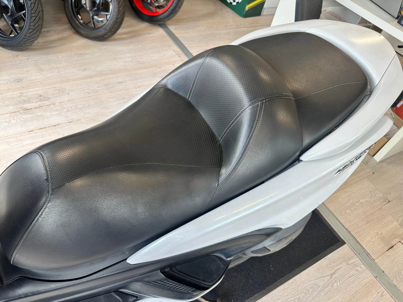 Yamaha Majesty 400i ABS 2010г., снимка 5 - Мотоциклети и мототехника - 55282369