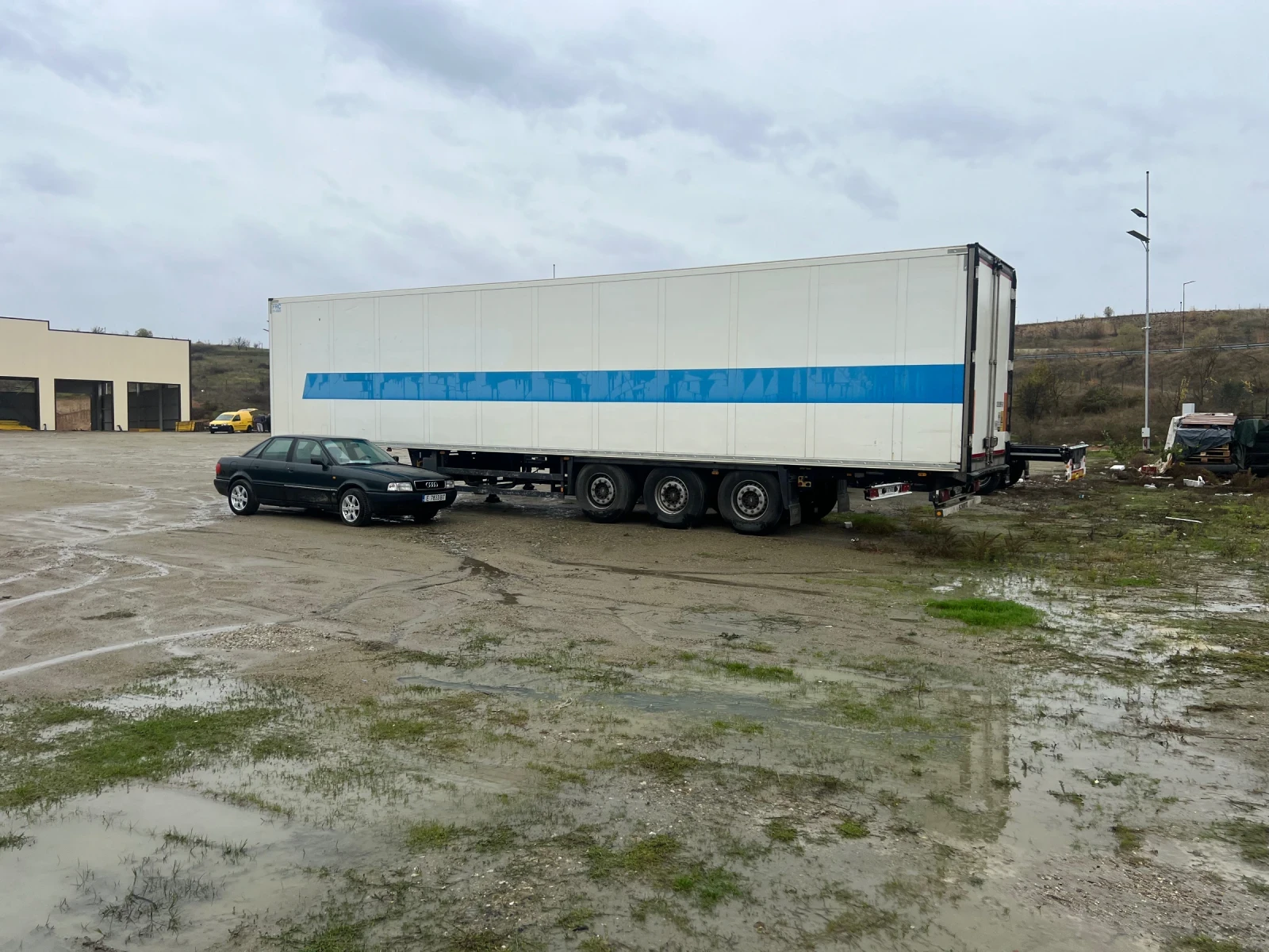 За камион Други Хладилник, снимка 3 - Ремаркета - 53768055