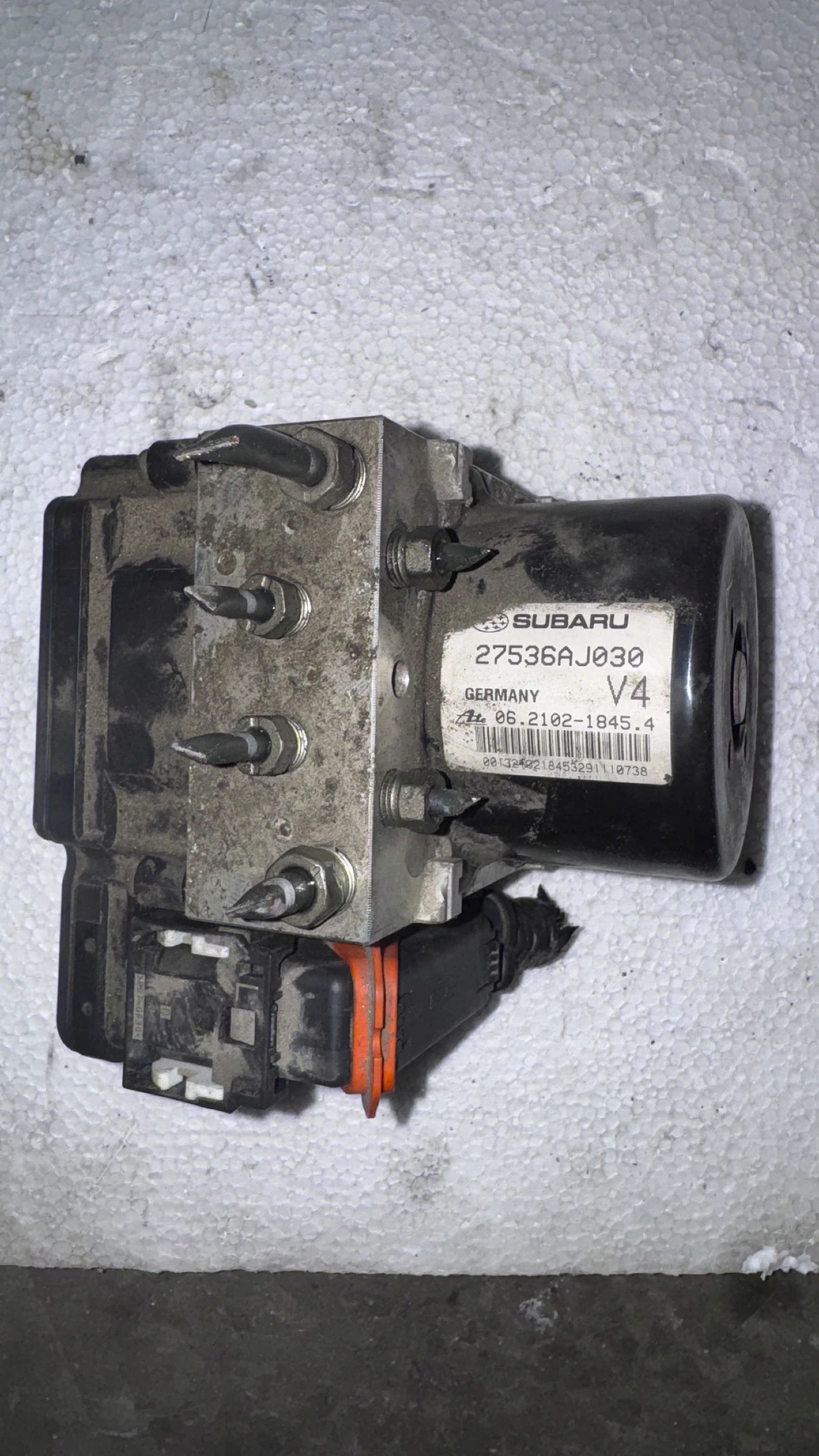 �������� ����� ABS �� Subaru Legacy 27536aj030 | Mobile.bg � ����������� 2