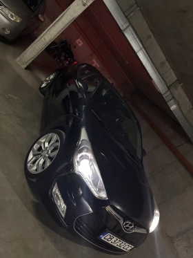 Hyundai Veloster  1.6GDi 140HP KEYLESS/ПОДГРЕВ/КАМЕРА/ОБСЛУЖЕН, снимка 14