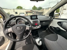 Обява за продажба на Toyota Aygo Автоматик ~10 500 лв. - изображение 11