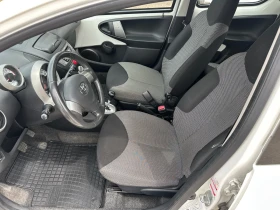 Обява за продажба на Toyota Aygo Автоматик ~10 500 лв. - изображение 9