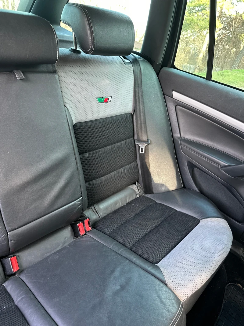 Skoda Octavia 2.0 TDI 170 VRS, снимка 11 - Автомобили и джипове - 52511587