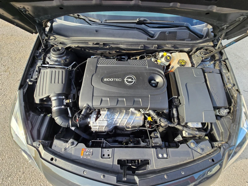 Opel Insignia 2.0CDTI= ECOFLEX= NAVI= 6 СКОРОСТИ, снимка 9 - Автомобили и джипове - 51378276
