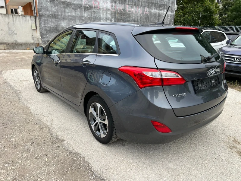 Hyundai I30 1.6CRDi, ШВЕЙЦАРИЯ, снимка 6 - Автомобили и джипове - 51460763