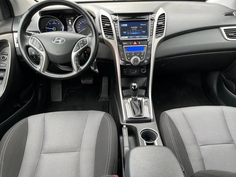 Hyundai I30 1.6CRDi, ШВЕЙЦАРИЯ, снимка 12 - Автомобили и джипове - 51460763