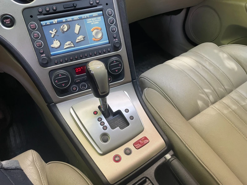 Alfa Romeo 159 SW, снимка 12 - Автомобили и джипове - 51543711