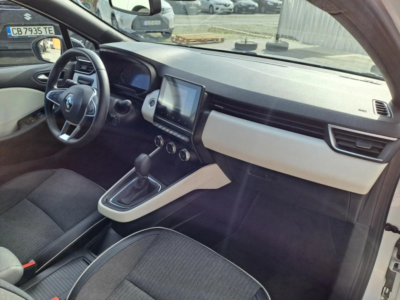 Renault Clio 1.0 TCe 90 k.c. AUTOMATIC Коледен Бонус 6%, снимка 13 - Автомобили и джипове - 51920885