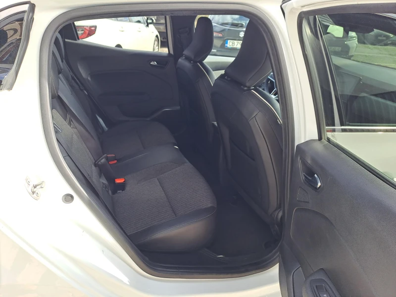 Renault Clio 1.0 TCe 90 k.c. AUTOMATIC Коледен Бонус 6%, снимка 11 - Автомобили и джипове - 51920885