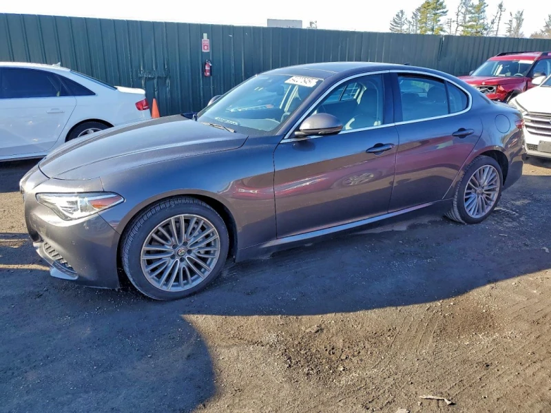 Alfa Romeo Giulia Ti Q4 * Възможност за Лизинг* 