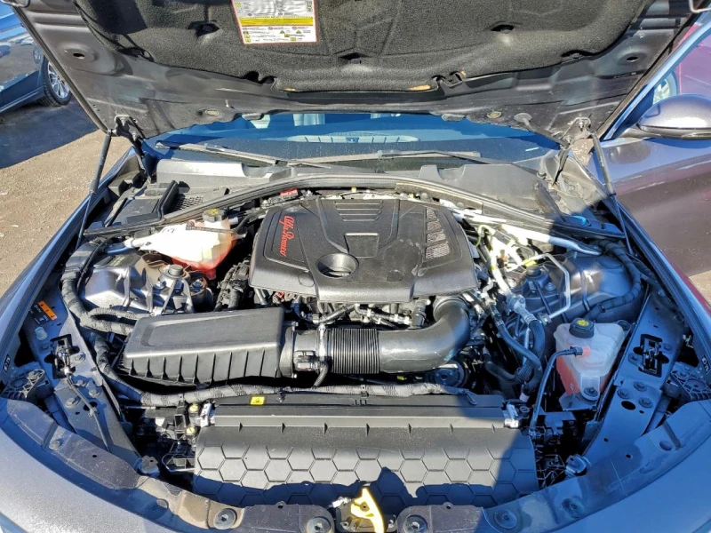 Alfa Romeo Giulia Ti Q4 * Възможност за Лизинг* , снимка 11 - Автомобили и джипове - 53034280